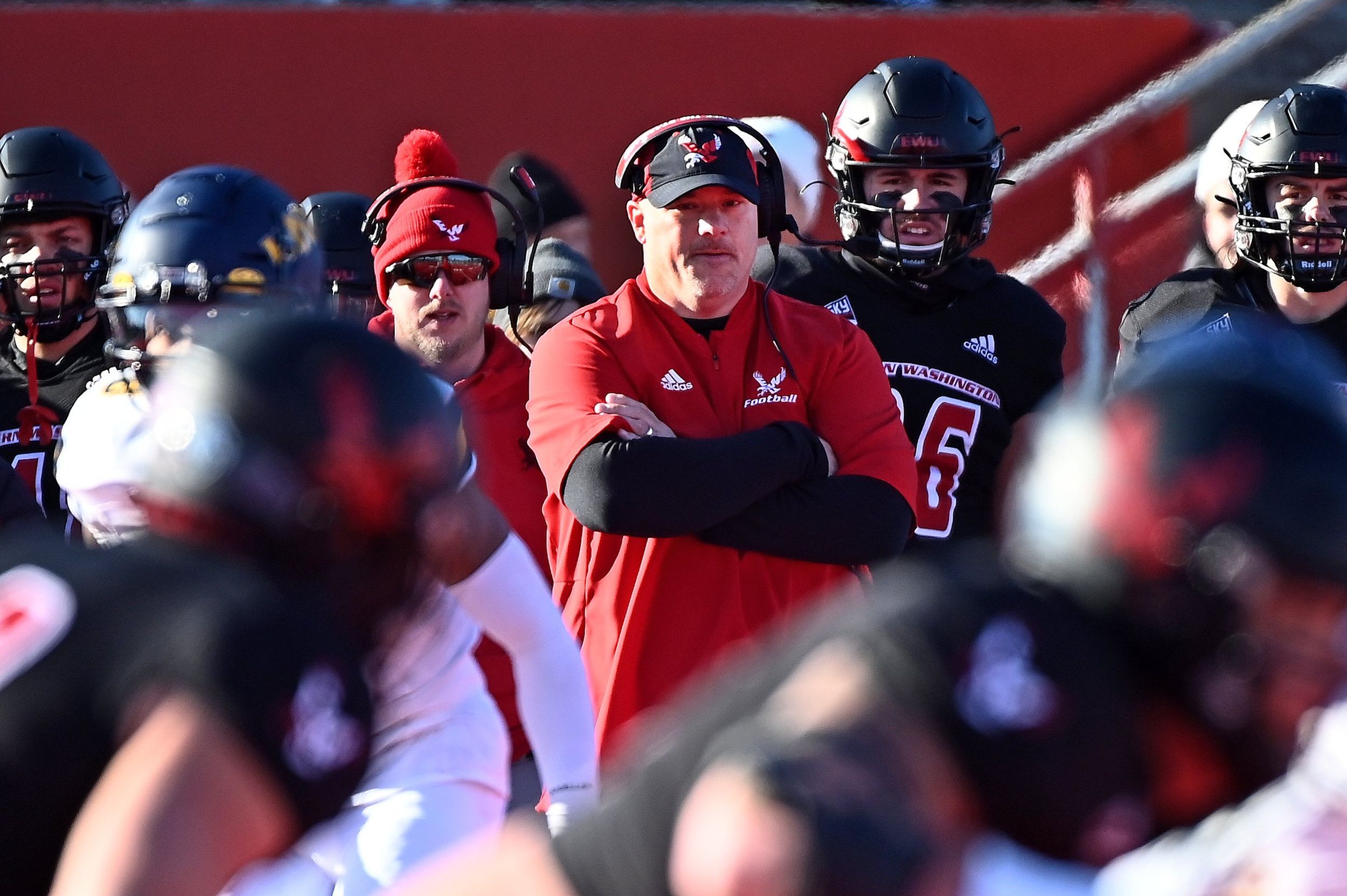 Eastern Washington notebook: Athletic director Lynn Hickey backs coach ...