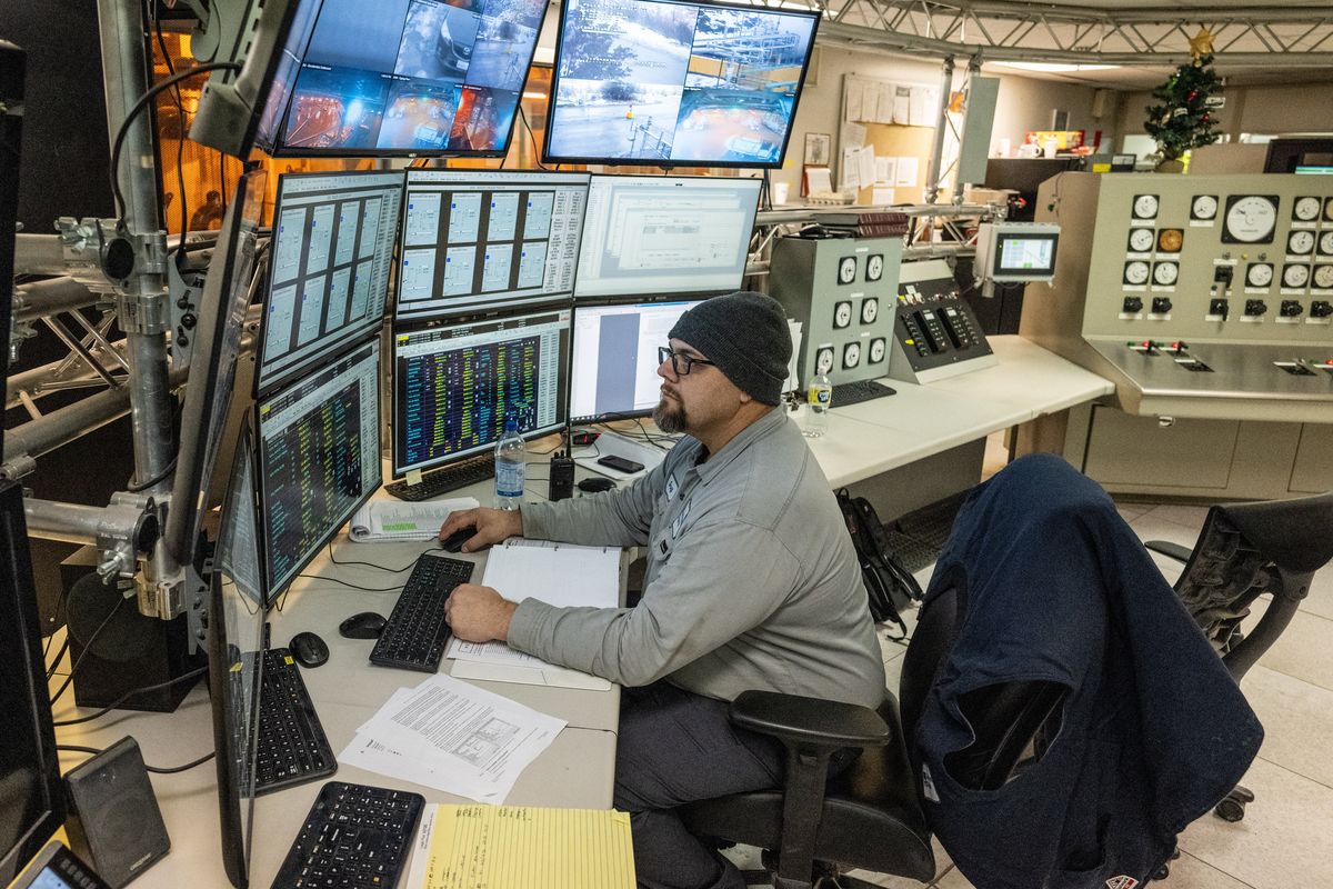 In the control room, Spokane Waste to Energy plant manager Josh Victor monitors operations on Thursday.  (COLIN MULVANY/THE SPOKESMAN-REVI)