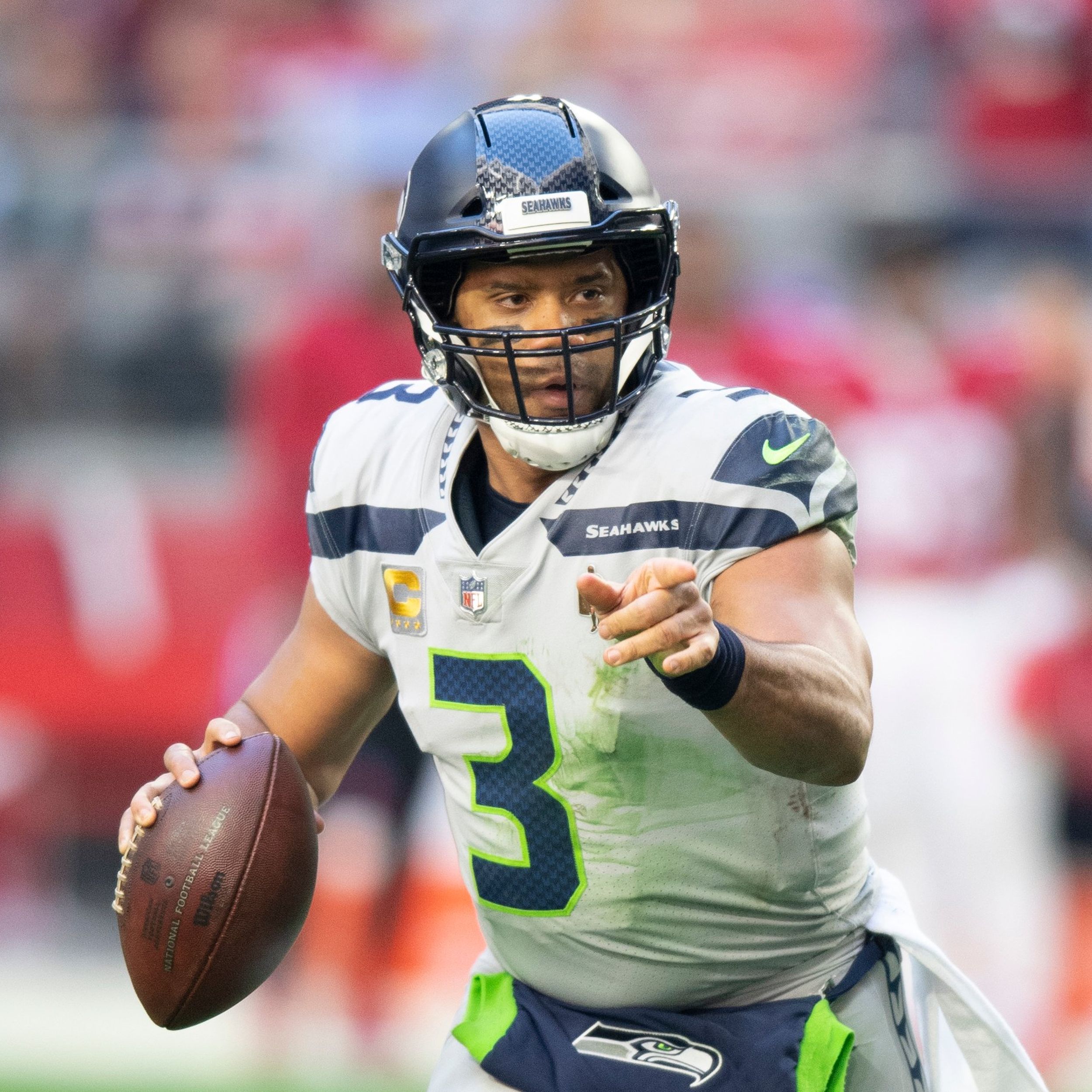 Seattle Seahawks trading Russell Wilson to Denver Broncos for