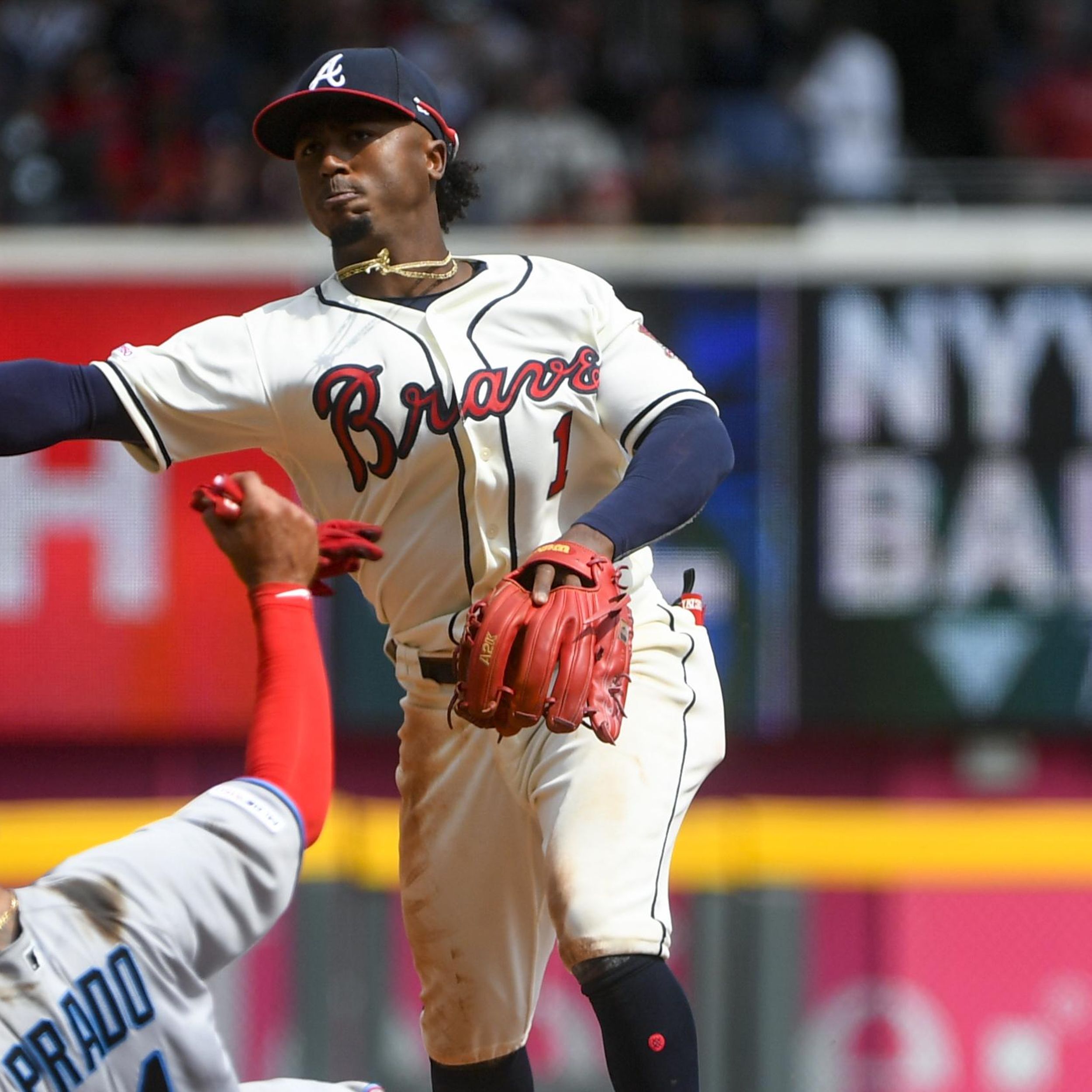 Ozzie Albies, Braves agree to $35M, 7-year contract