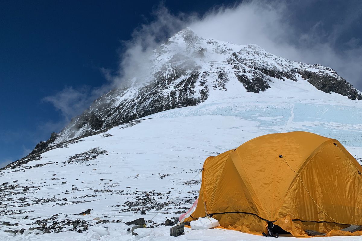The summit of Mount Everest.   (Courtesy of MANOAH AINUU)