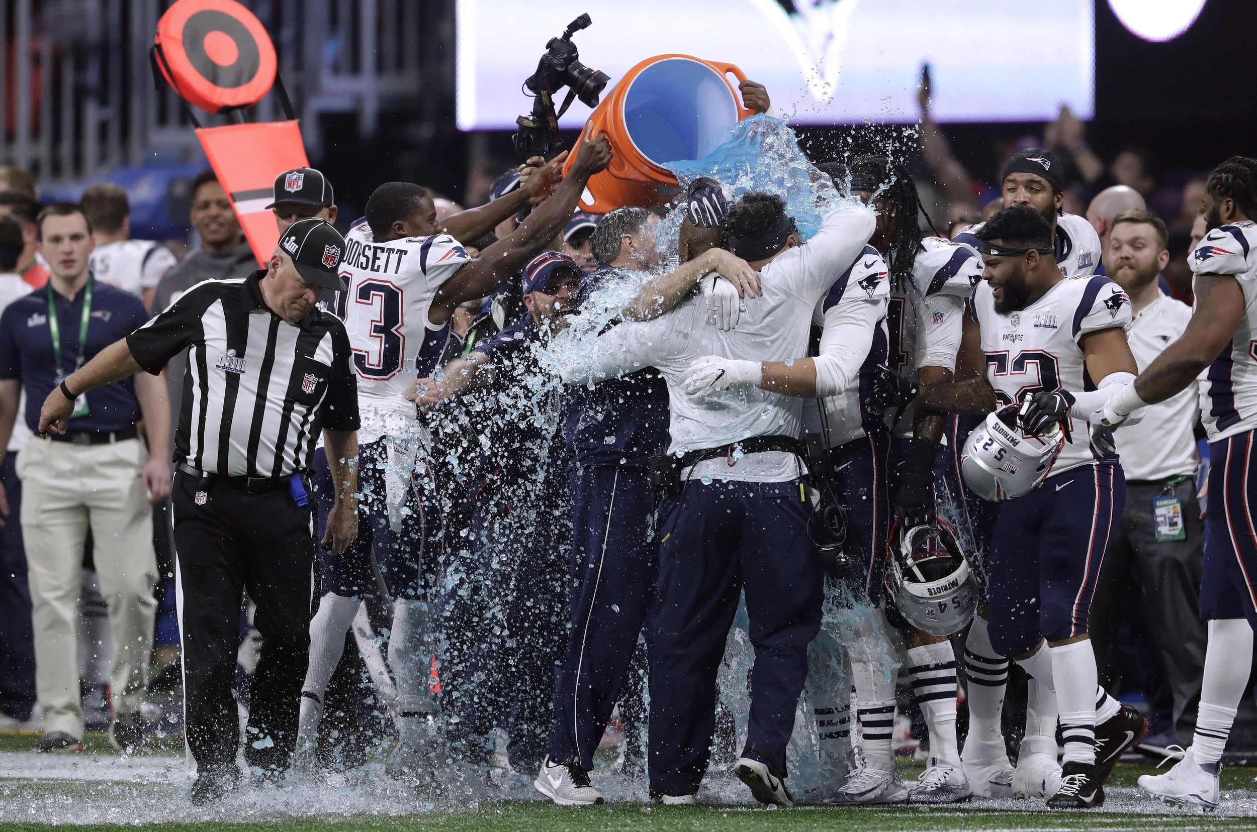 WEEI on X: FINAL: Patriots 13, Rams 3. The Patriots are Super Bowl  champions for the sixth time!  / X