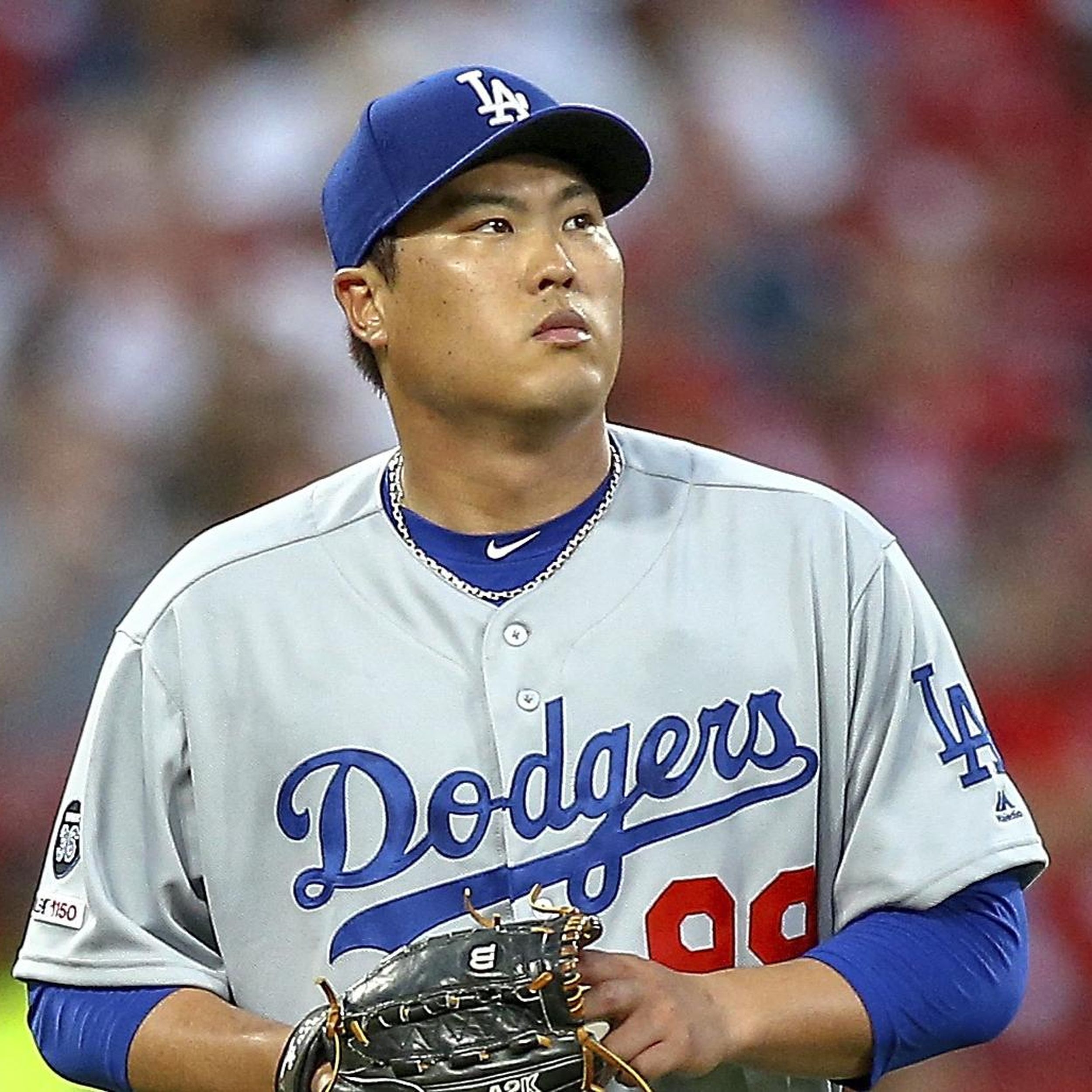 Dodgers place Hyun-Jin Ryu on DL with hip bruise