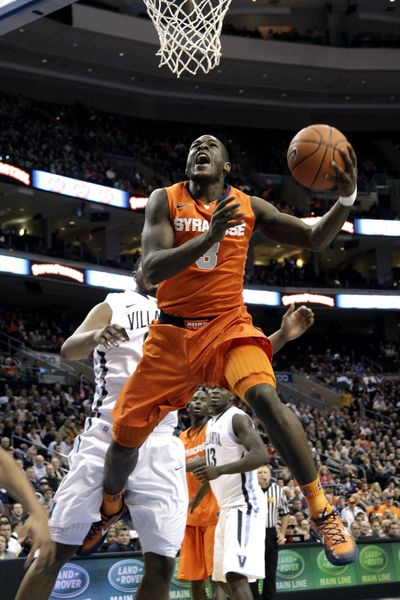 Dion Waiters scored 20 points in win for top-ranked Syracuse. (Associated Press)