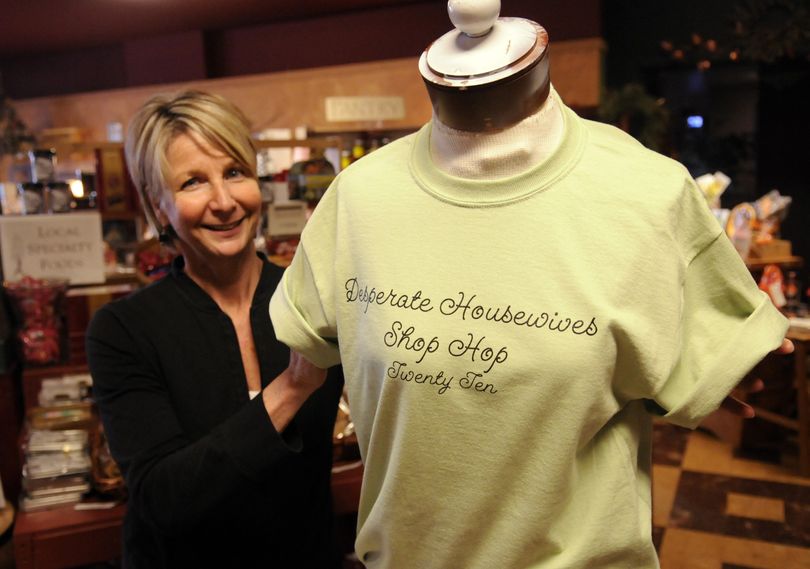 Simply Northwest owner De Scott will offer free T-shirts today.bartr@spokesman.com (J. BART RAYNIAK)