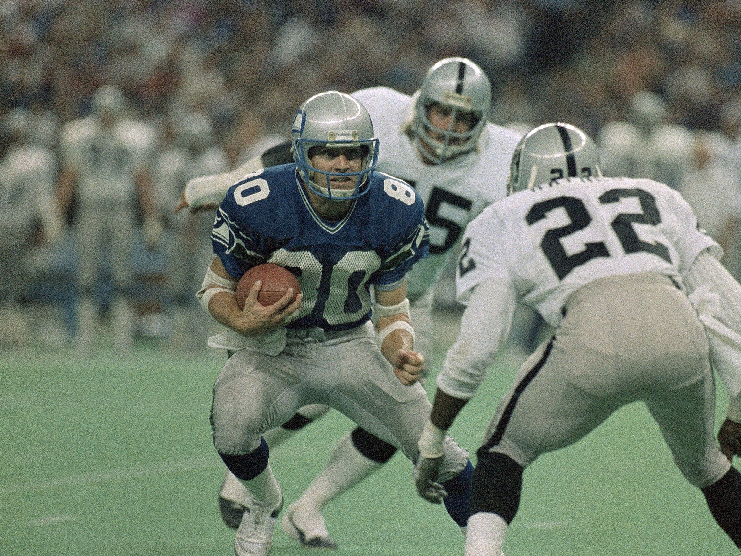 Seahawks, Raiders went at it back in the day