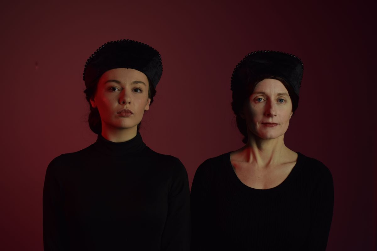 Sydney Anderson and Jayme Worrell both play Queen Elizabeth I and Mary, Queen of Scots, in Inland Classical Theatre’s production of “Mary Stuart.” (Courtesy of Jeffrey St. George)