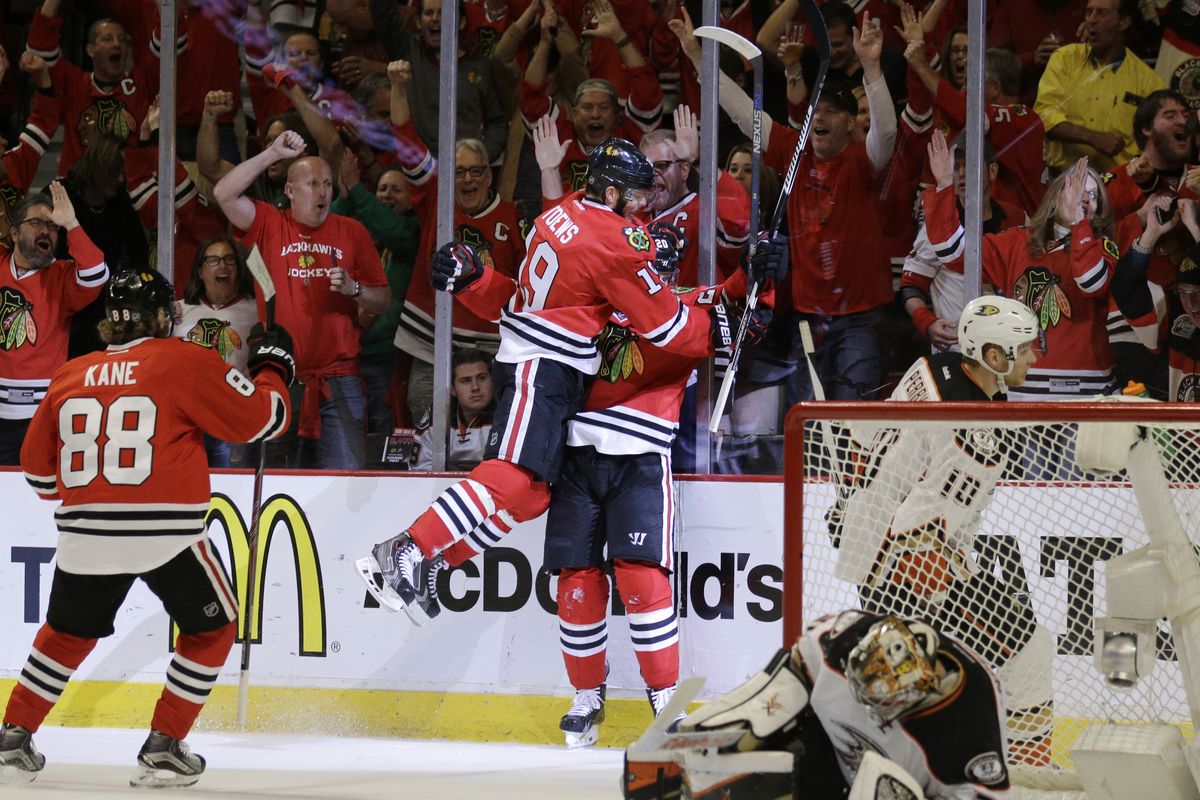 Blackhawks left wing Brandon Saad (20) celebrates his goal against the Ducks with center Jonathan Toews during the second period on Wednesday. (AP)