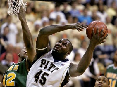 Pittsburgh sophomore forward DeJuan Blair ranks among the top players in the nation.  (Associated Press / The Spokesman-Review)