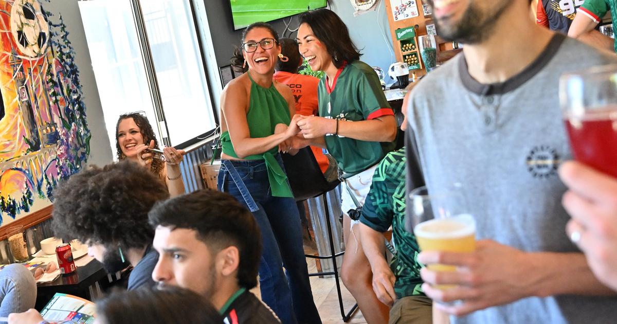 ‘Viva Mexico!’: Spokanites celebrate as Mexico wins opening World Cup game against South Africa