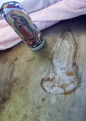 ORG XMIT: CAELI102 In this April 25, 2009 photo, an outline resembling the Virgin Mary, right, is seen on the griddle at the the Las Palmas restaurant in Calexico, Calif. (AP Photo/Imperial Valley Press, Todd Krainin) ** MANDATORY CREDIT ** (Todd Krainin / The Spokesman-Review)