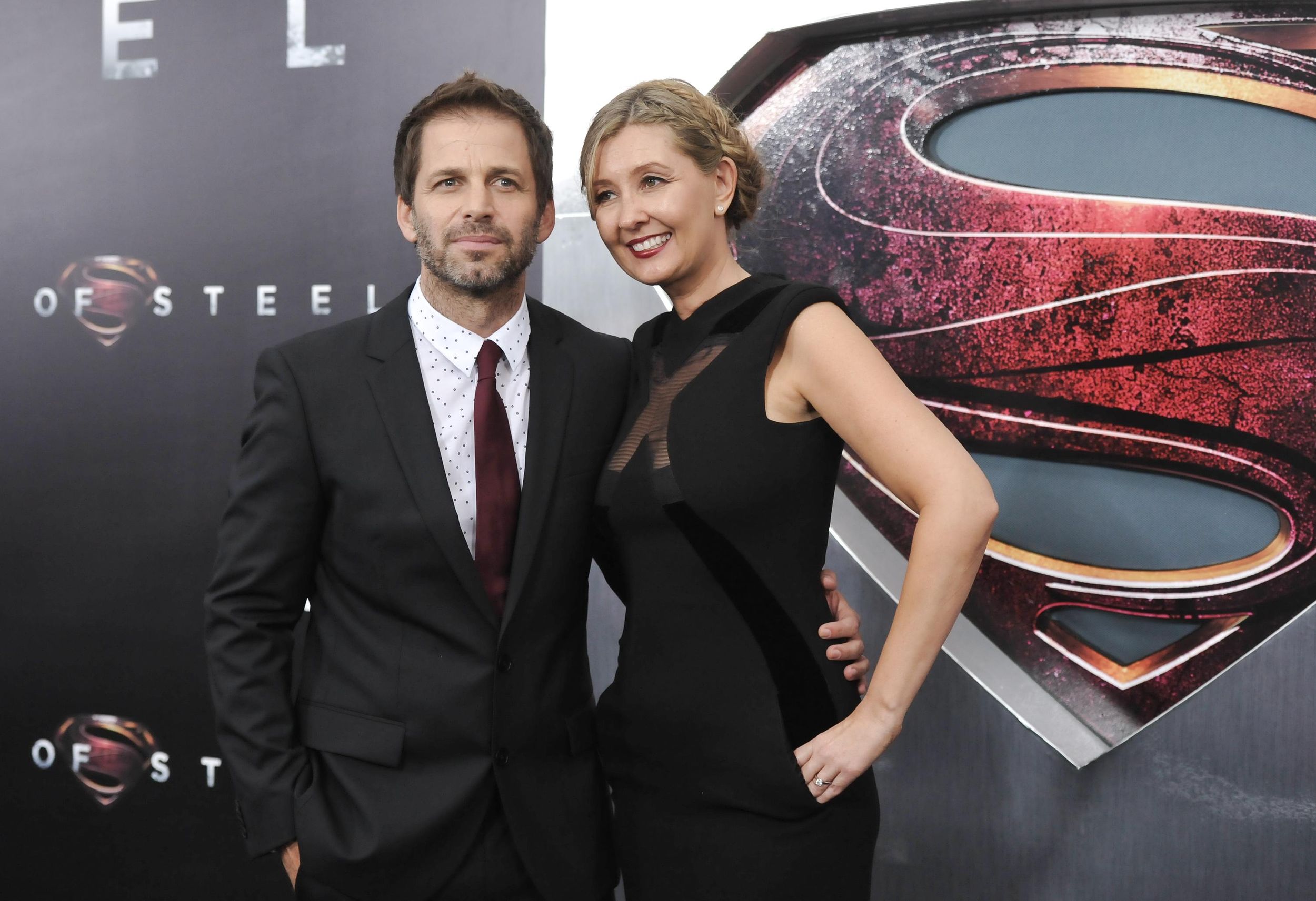 Zack Snyder exits ‘Justice League’ after daughter’s death The