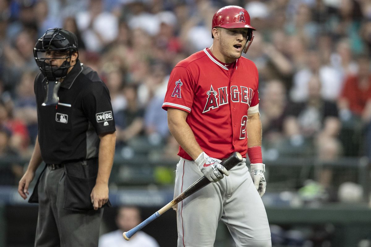 Mike Trout's Broken Bat Hits Umpire in the Face in Shocking Video