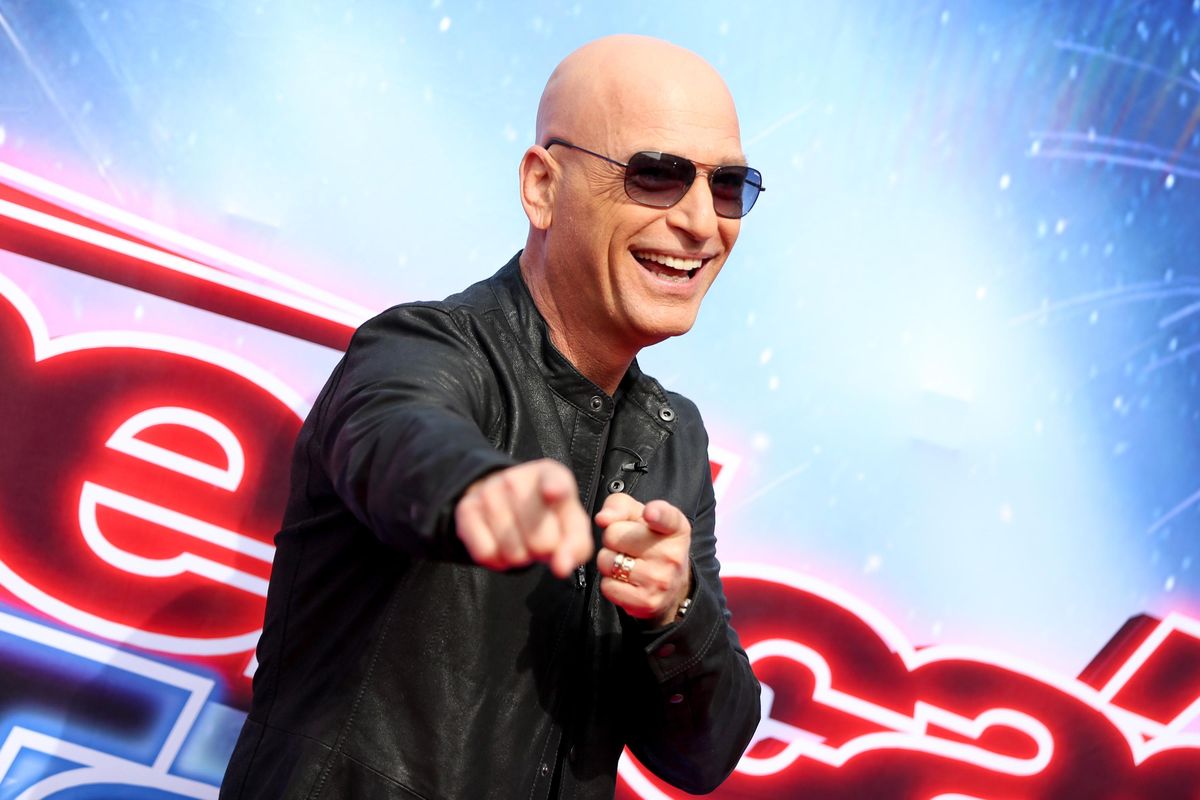 Howie Mandel arrives at the "America