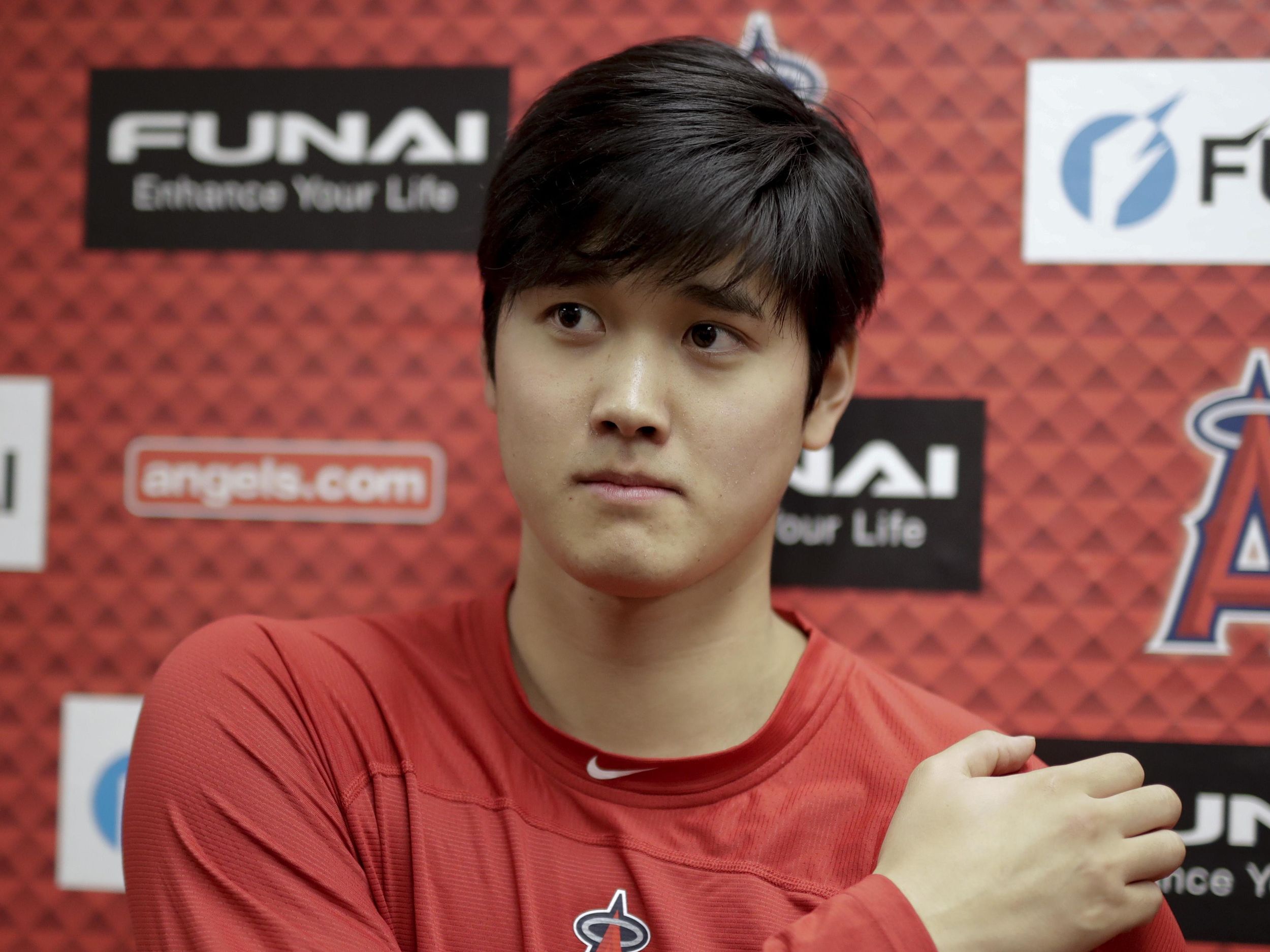 Shohei Ohtani Gets Surgery