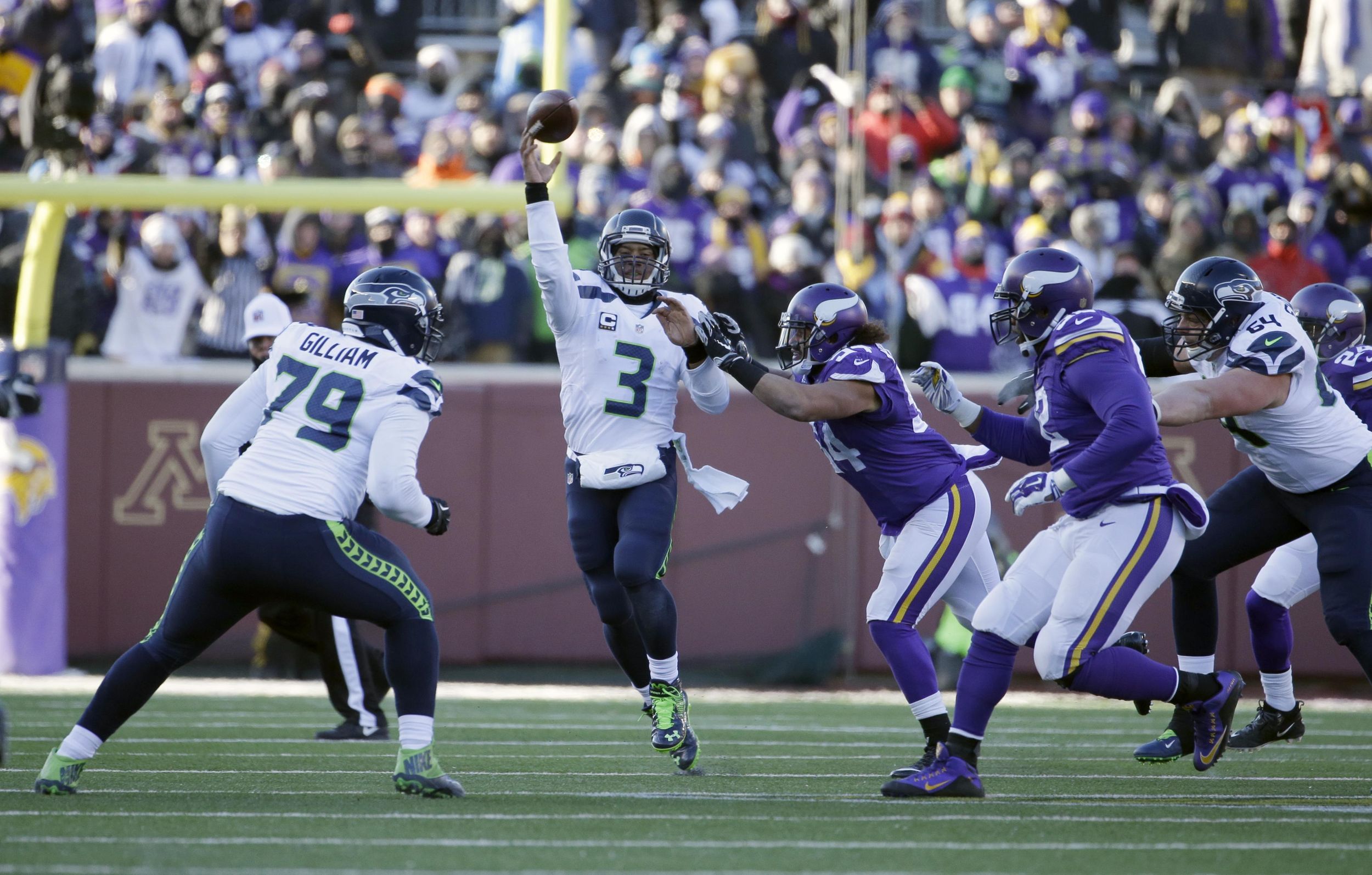 Seahawks survive cold and Vikings to advance in playoffs