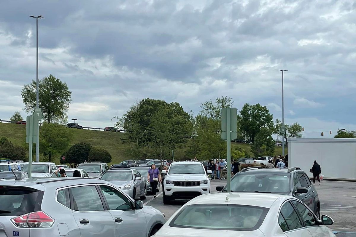 Shooting injures 3 at mall in North Carolina: Police