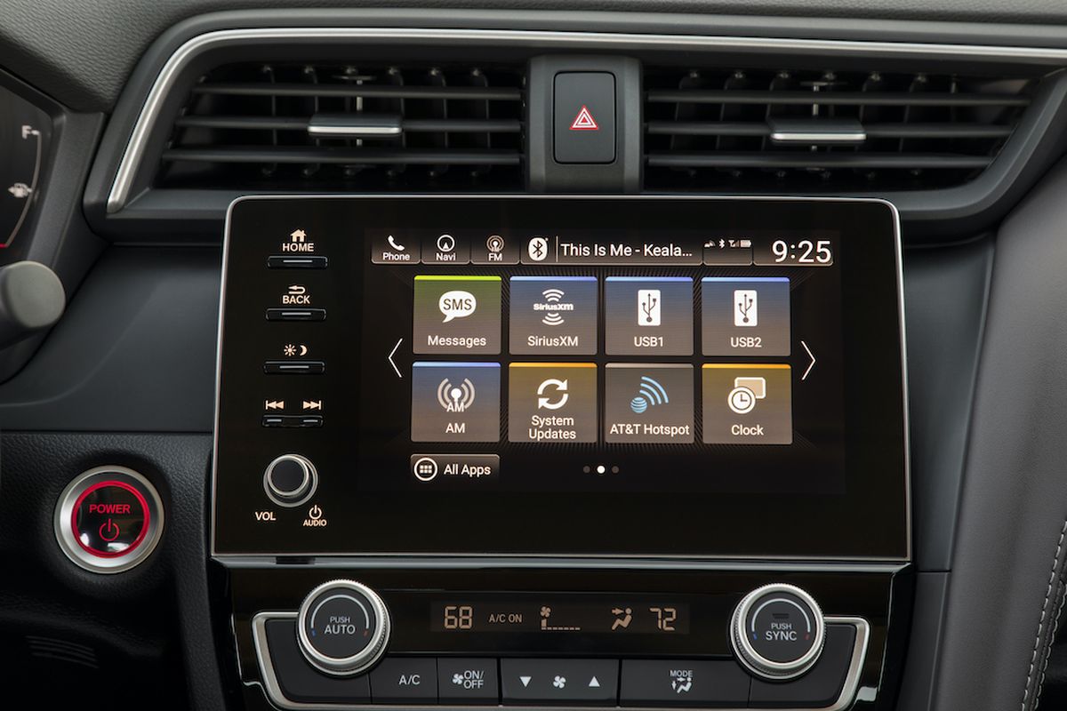 EX and Touring trims fetch an 8.0-inch infotainment system display, with integrated Apple CarPlay and Android Auto, satellite and HD radio and two USB ports. (Honda)
