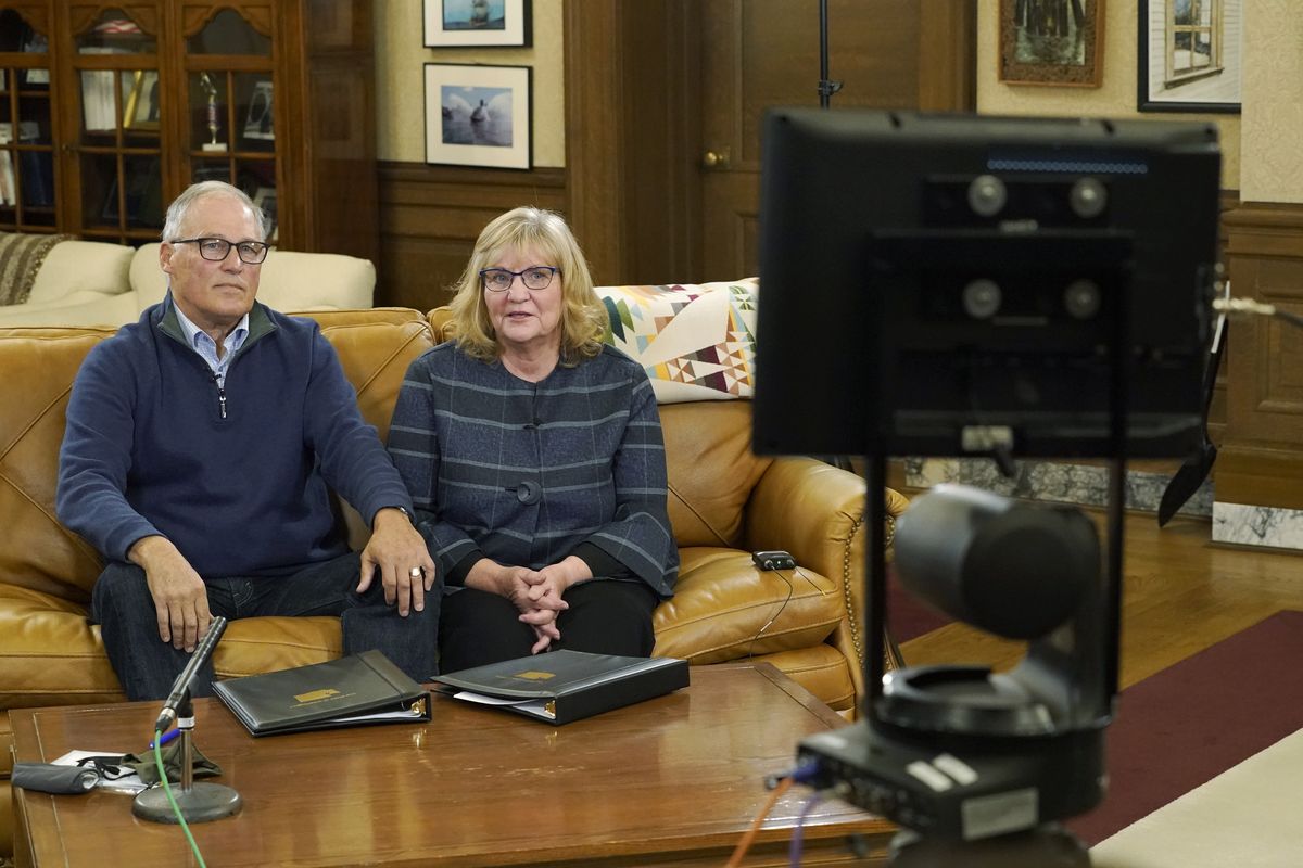 Washington Gov. Jay Inslee and his wife, Trudi, rehearse in the governor