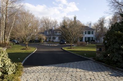 AIG executive Douglas Poling, who lives in this home in Fairfield, Conn., is one of three of the company’s executives who has said he plans to return his bonus.  (Associated Press / The Spokesman-Review)