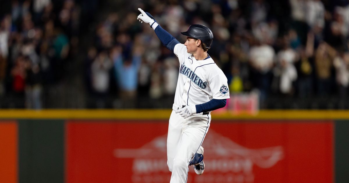 Mariners' rookie sensation Colt Emerson a late scratch from lineup