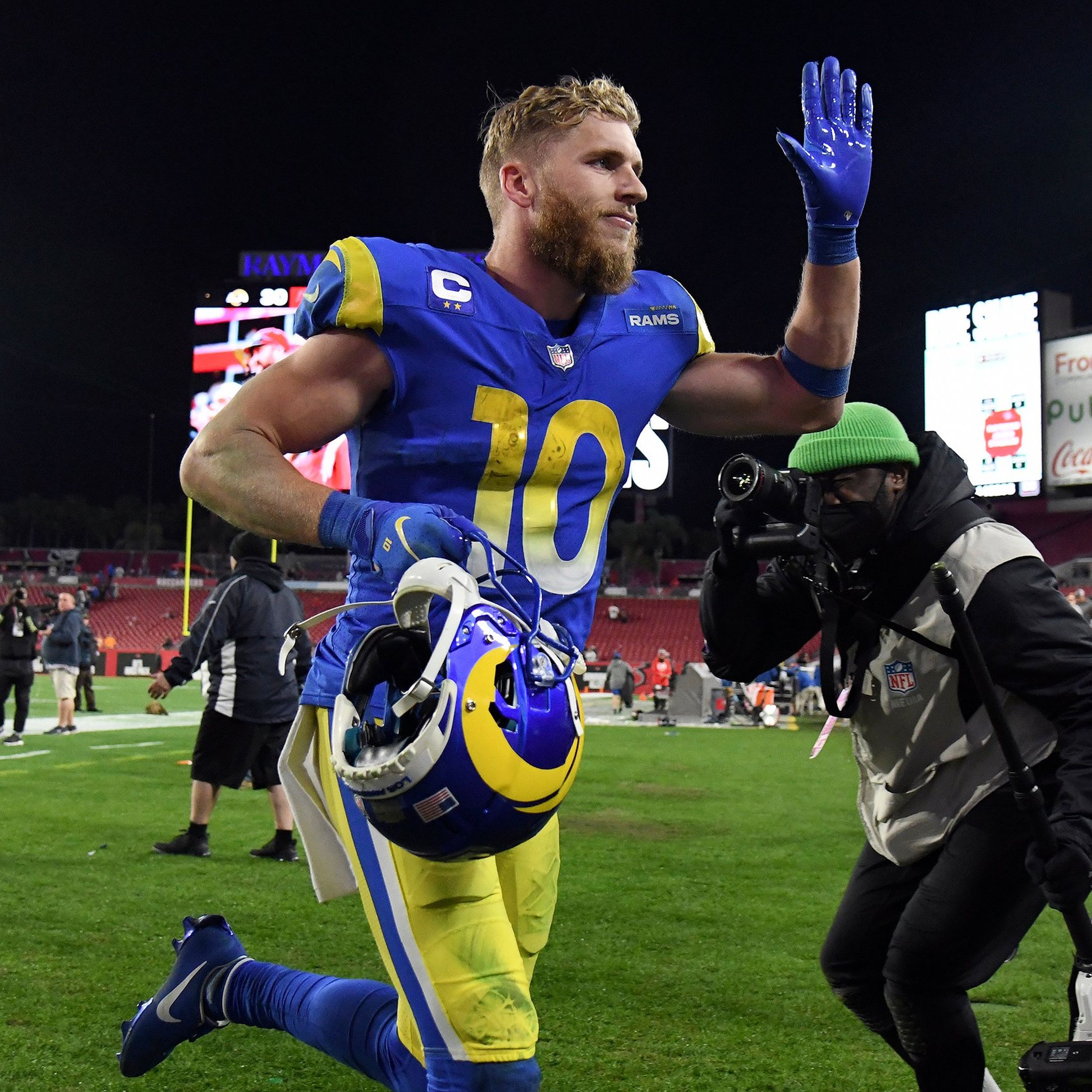 When it mattered most, Cooper Kupp again carried the Rams - Los Angeles  Times