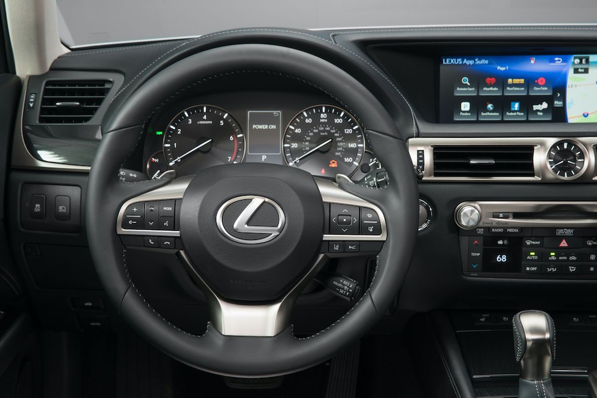 Lexus Gs 350 Mid Luxury Sedan Balances Comfort Performance And Price The Spokesman Review