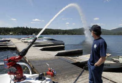 Be-200 - aircraft / boat / firefighter / rescuer 