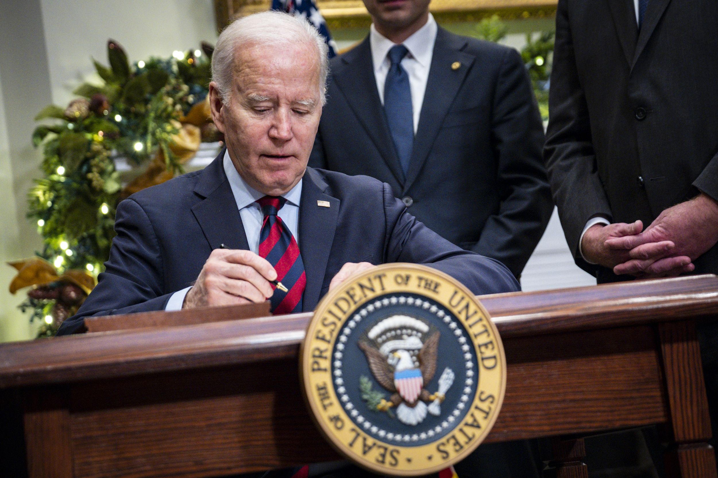 We the People: Who vetoes Bills? President Biden has yet to veto any ...