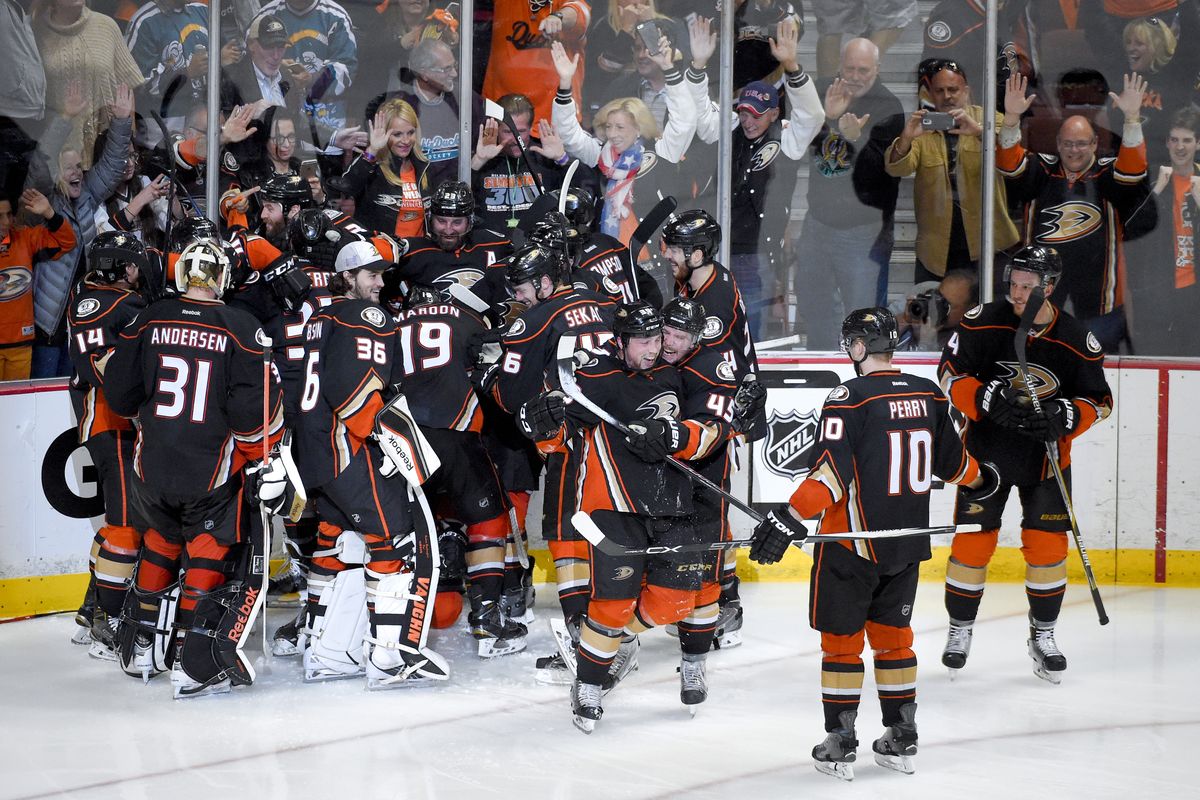 Anaheim Ducks celebrate OT win and 3-2 series lead over Chicago. (Associated Press)