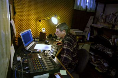 
Bob Hoff works on another agriculture story for Ag Information Network radio show recently.
 (Photos by CHRISTOPHER ANDERSON / The Spokesman-Review)