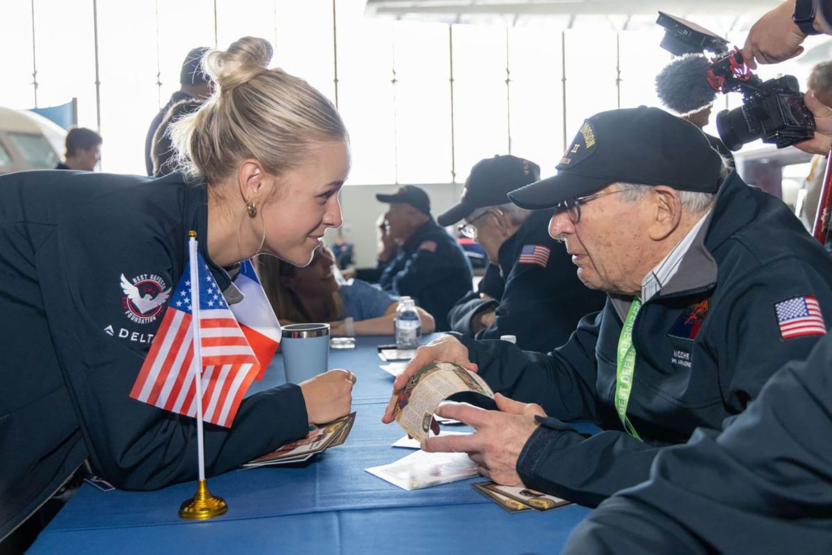 Alicia Callahan, a Central Washington University master’s student who focuses on preserving veteran memory, talks to World War II veteran Moshe Lenske in 2023. He survived the Battle of the Bulge. (Courtesy of Alicia Callahan)