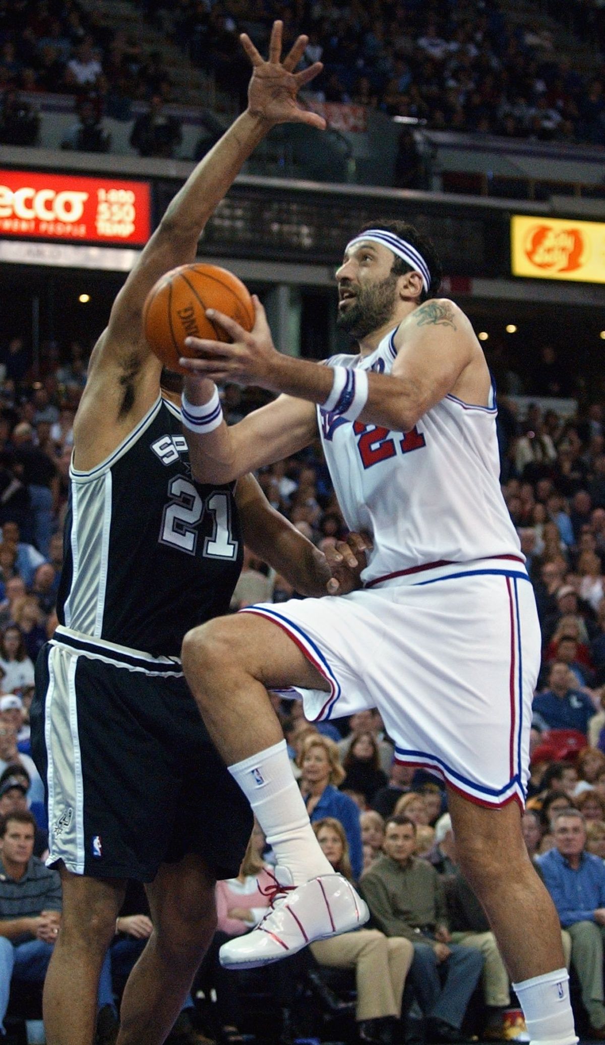 Former King Vlade Divac took the Kings to the 2002 Western Conference Finals. (Associated Press)