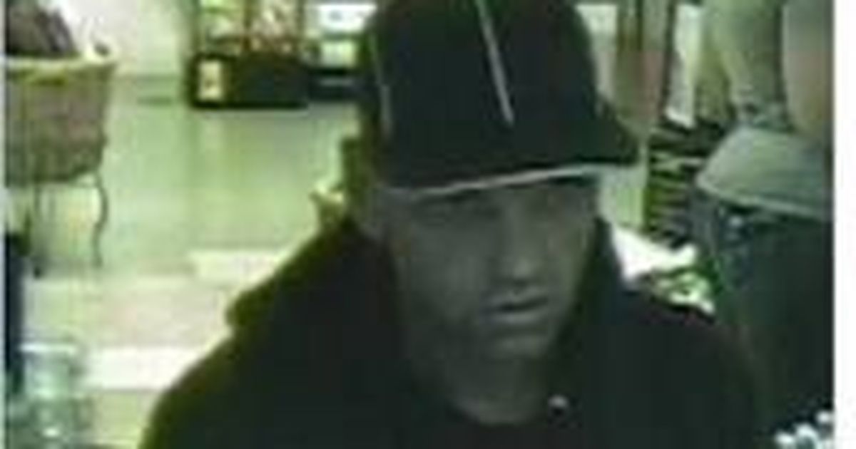 Bank Robbery Suspect Considered Armed And Dangerous The Spokesman Review 6380