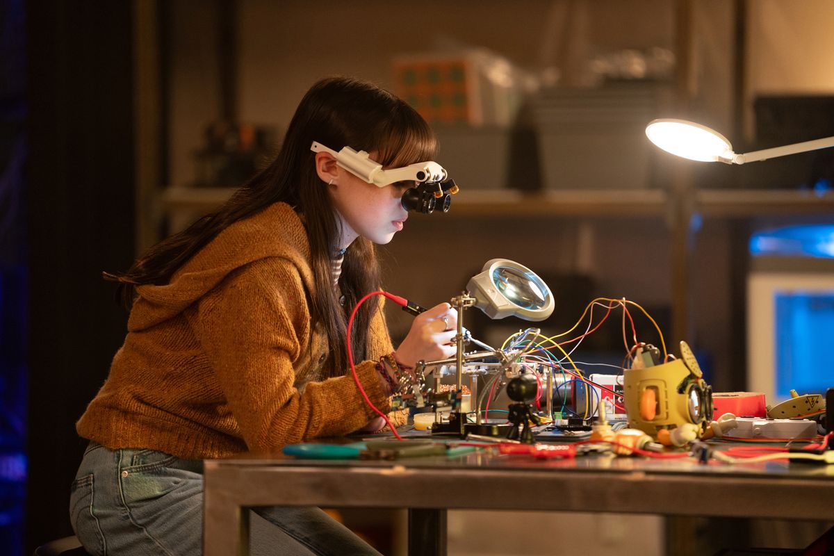 Violet McGraw as Cady.   (Geoffrey Short/Universal Picture)