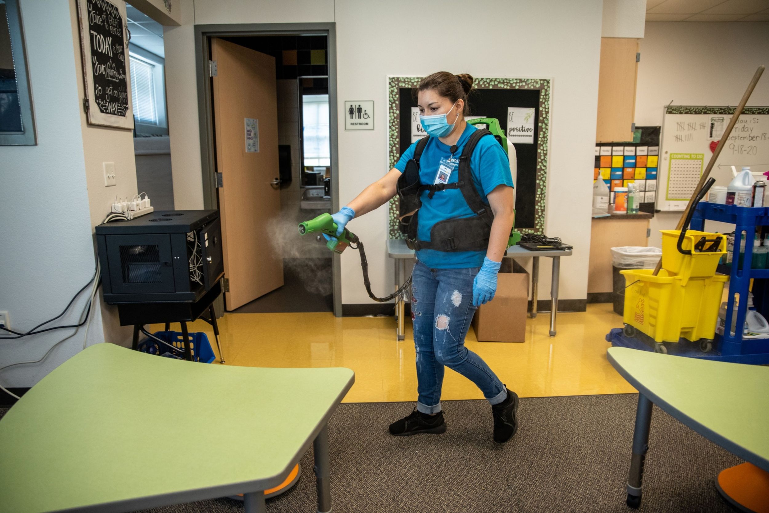 Warning signs are flashing ahead of COVID19's second U.S. winter The