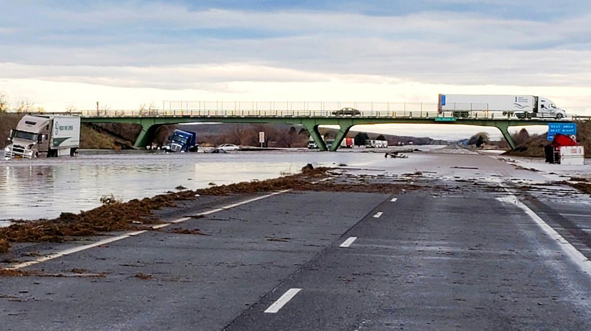 Oregon flooding abates; authorities report body found The Spokesman