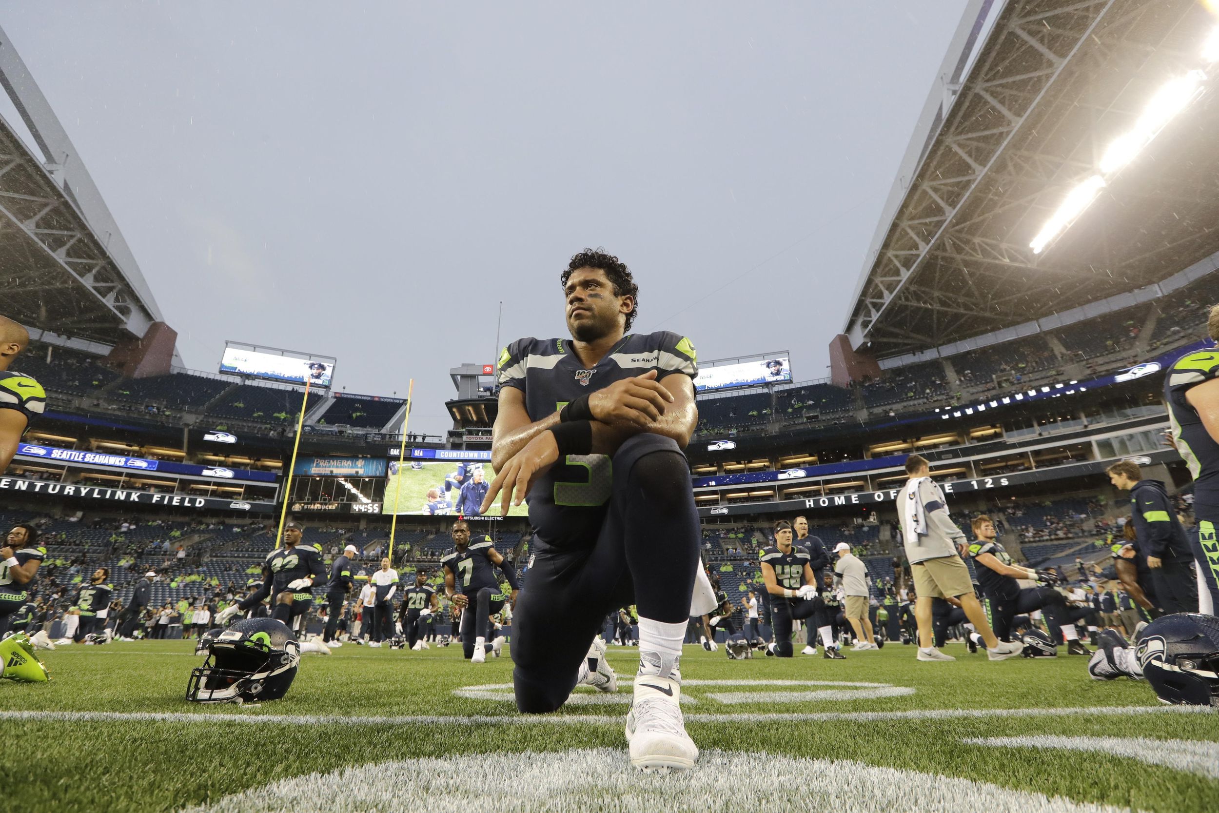 Seahawks Russell Wilson & Bobby Wagner Selected as Starters for