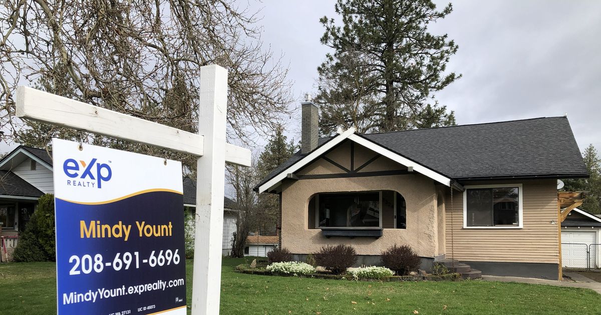 From a seller’s market to a buyer’s: Spokane, Coeur d’Alene home sales enter rush period as economic challenges shift tides