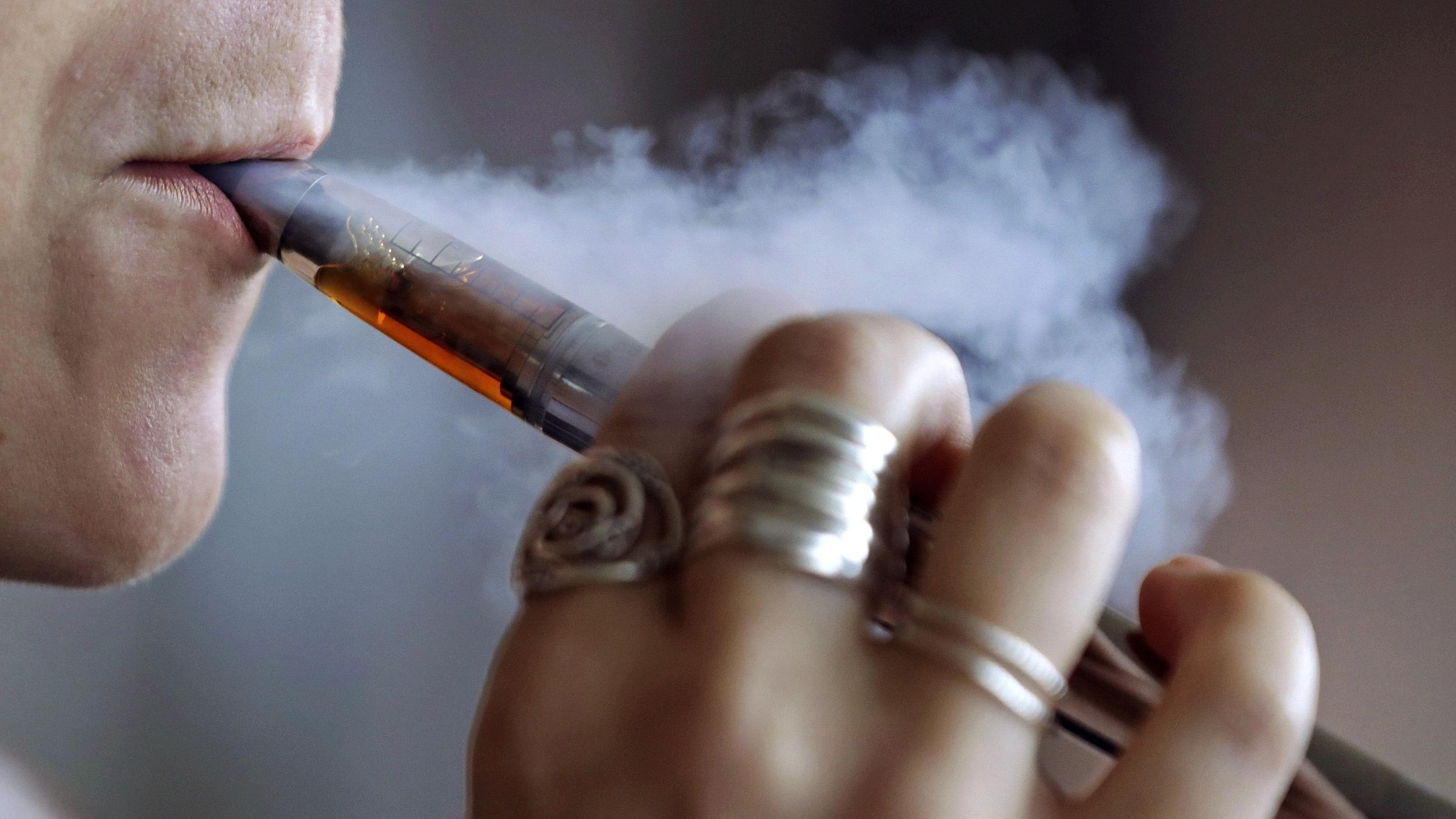 Massachusetts OKs ban on flavored vaping, tobacco products | The ...