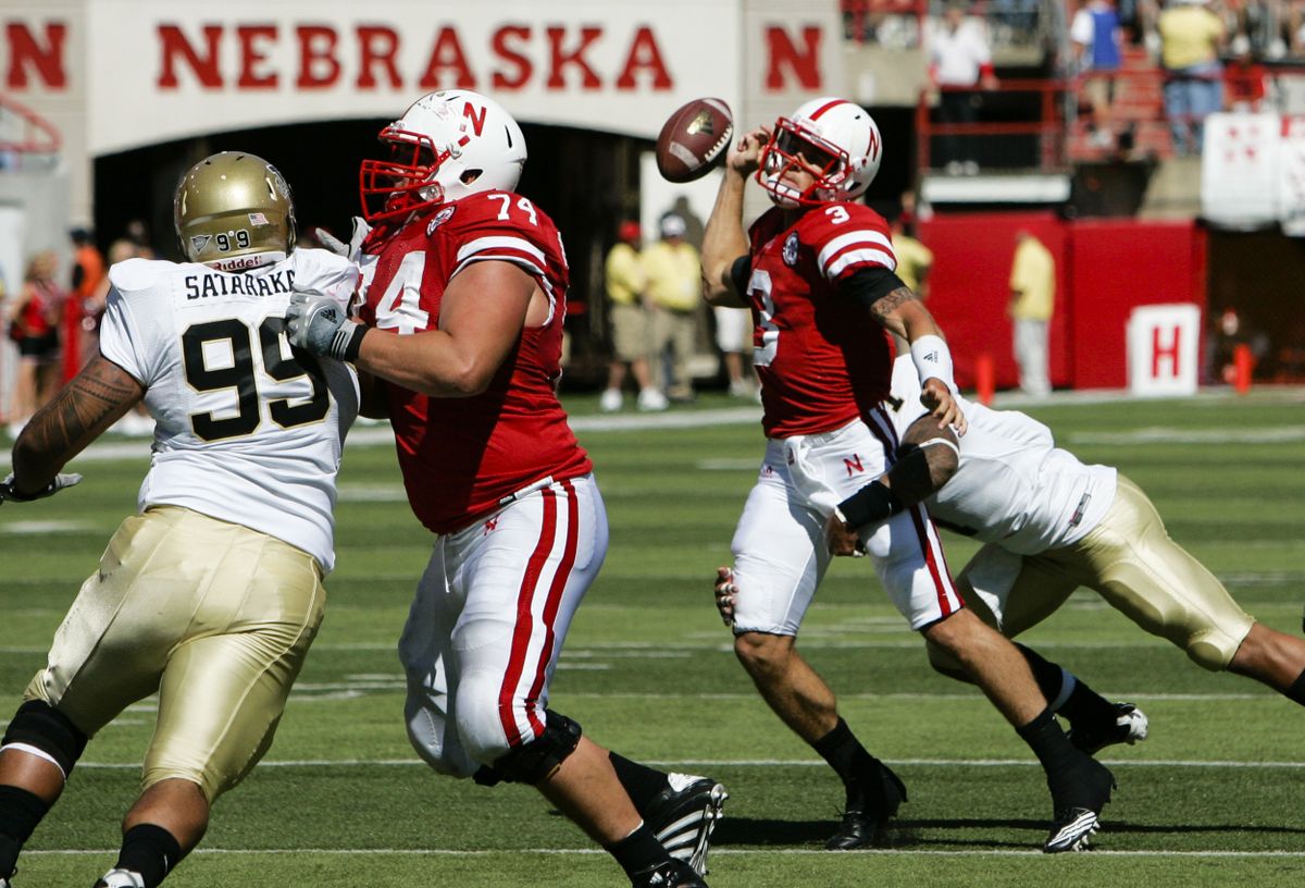 Huskers Roll Vandals - Sept. 11, 2010 | The Spokesman-Review