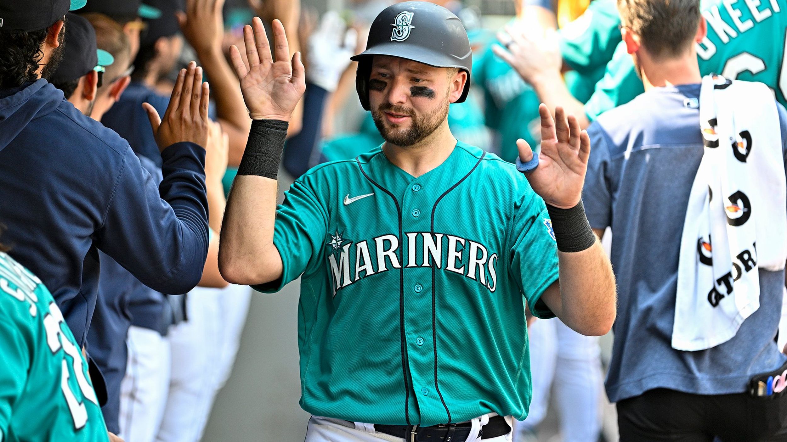 Cal Raleigh 'bright part' of Mariners' future