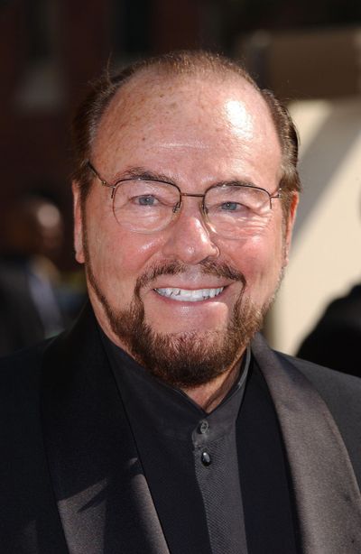 James Lipton attends the 2003 Emmy Creative Arts Awards at the Shrine Auditorium in Los Angeles, Calif., on Saturday, Sept. 13, 2003. Lipton, 92, is retiring as host of “Inside the Actors Studio” and the show has found a new home on Ovation TV. (LIONEL HAHN / Lionel Hahn/Tribune News Service)