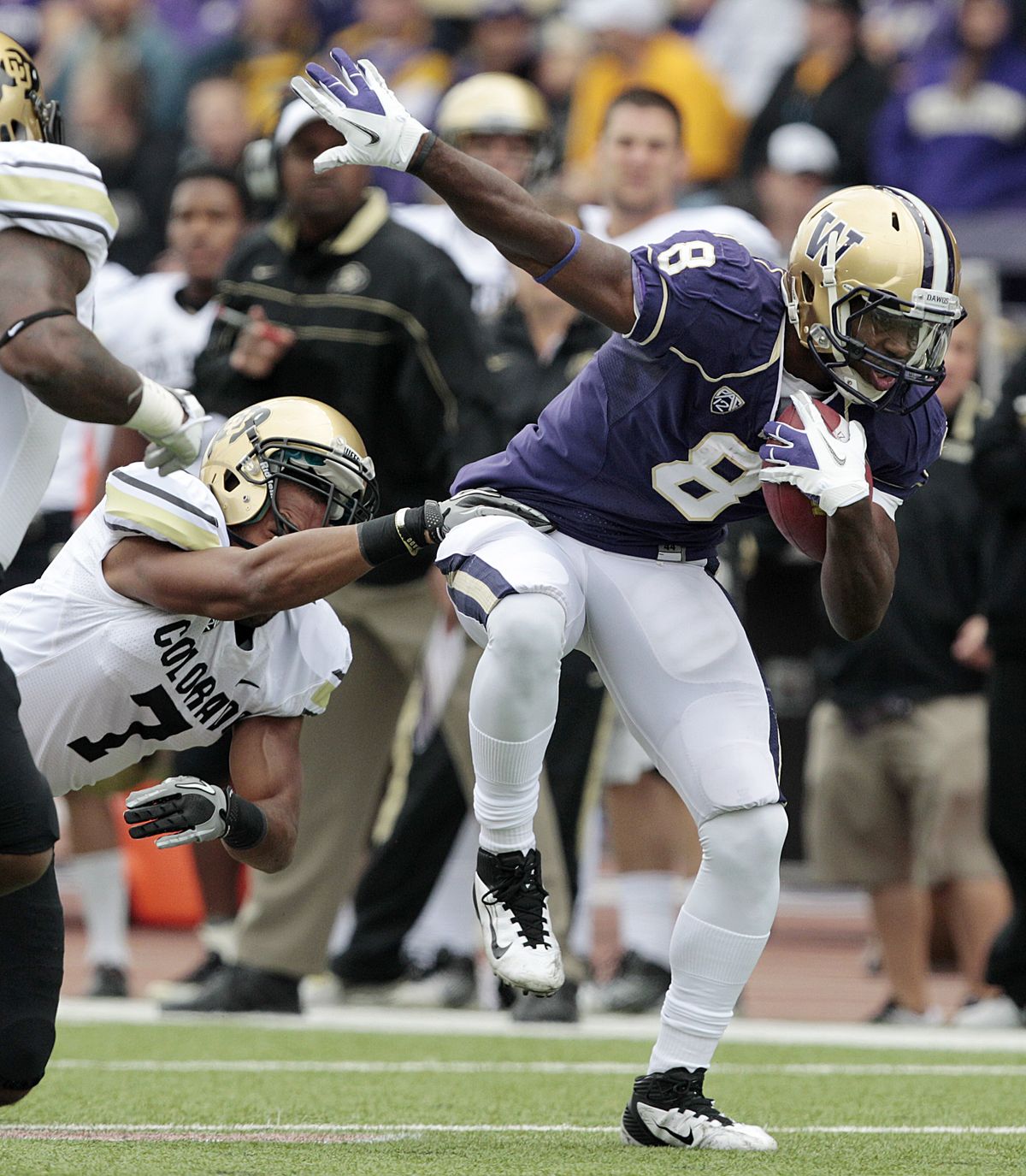 Wide receiver Kevin Smith is one of a stable of offensive weapons the Washington Huskies can go to. (Associated Press)