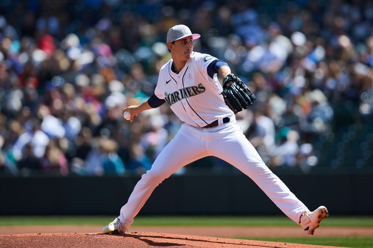 Watch: Mariners' George Kirby throws rare knuckleball in tribute