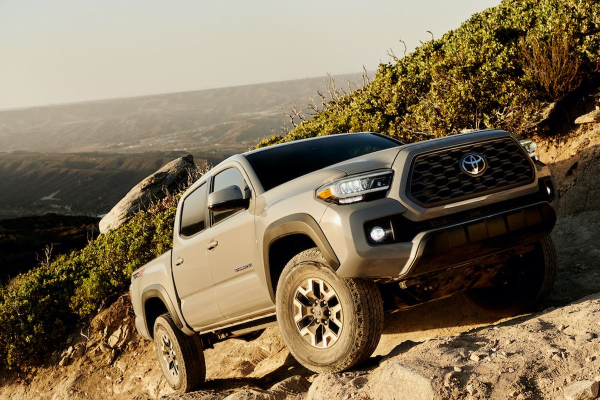 2020 Toyota Tacoma TRD Pro: America’s best-selling small truck is dated ...