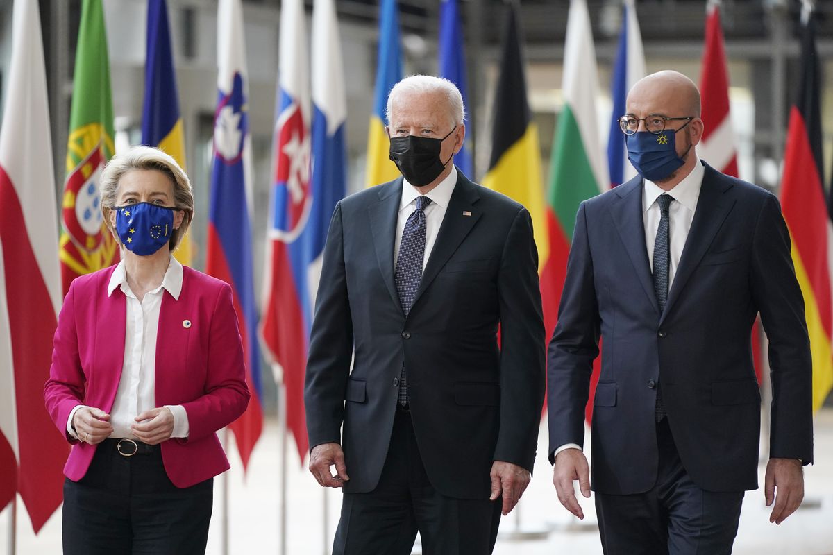 President Joe Biden, center, walks with European Council President Charles Michel, right, and European Commission President Ursula von der Leyen, during the United States-European Union Summit at the European Council in Brussels, Tuesday, June 15, 2021. (Patrick Semansky)
