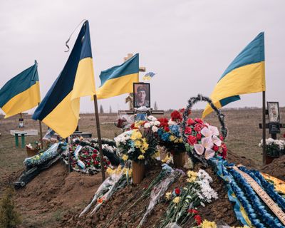 The grave of a soldier buried in Makiv, Ukraine, on March 6.  (Alice Martins/FTWP)