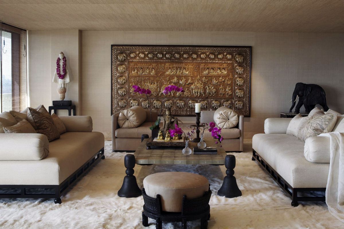  A room designed by Martyn Lawrence-Bullard in Cher’s home in Los Angeles. Lawrence-Bullard recently received the Andrew Martin Interior Designer of the Year award, and in January, Architectural Digest listed him as one of the world’s top 100 designers. 