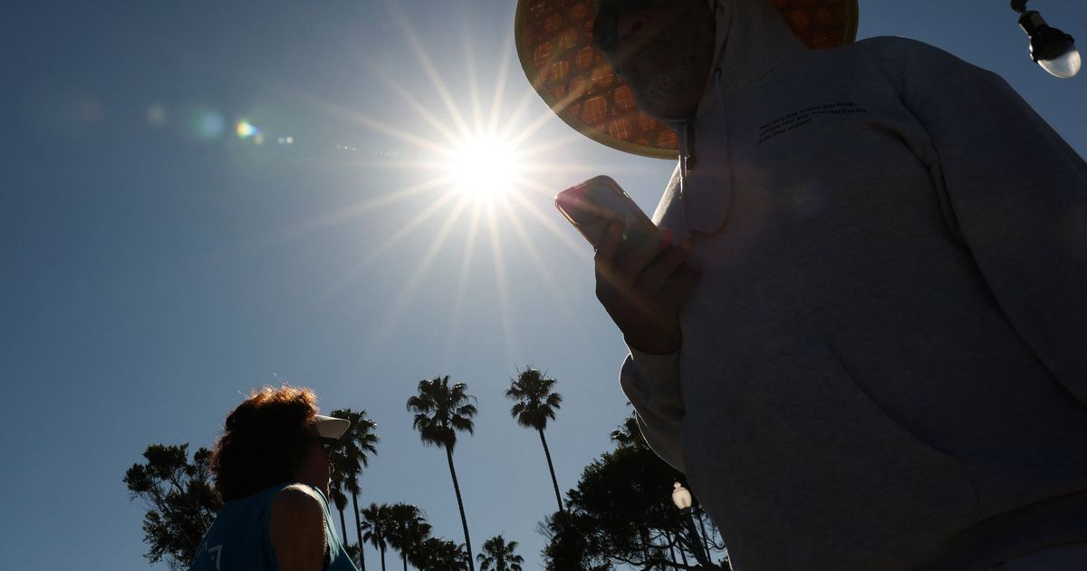 Where summerlike, record-breaking heat will hit the U.S. this week